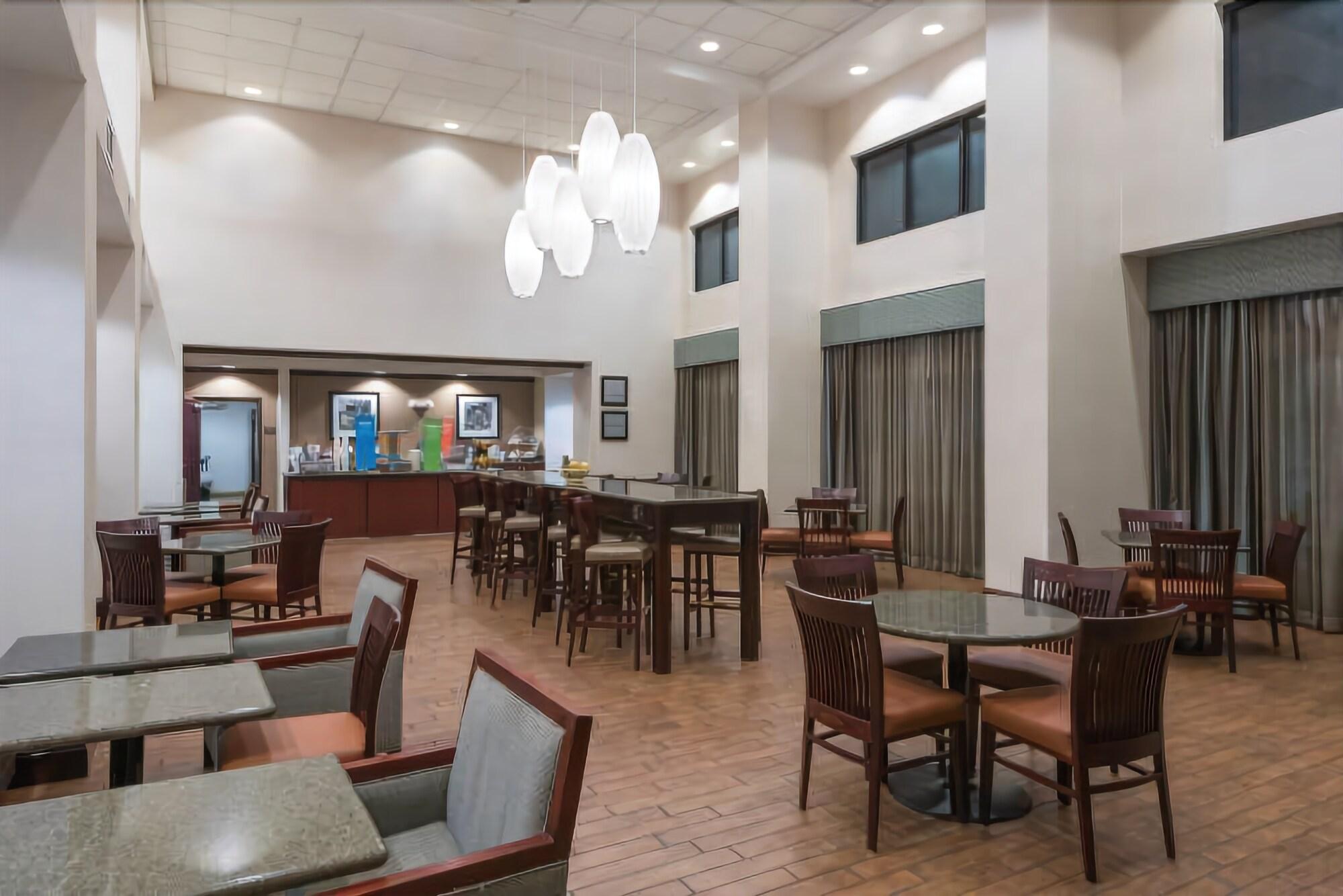 Hampton Inn & Suites By Hilton Syracuse Dewitt East Syracuse Ngoại thất bức ảnh